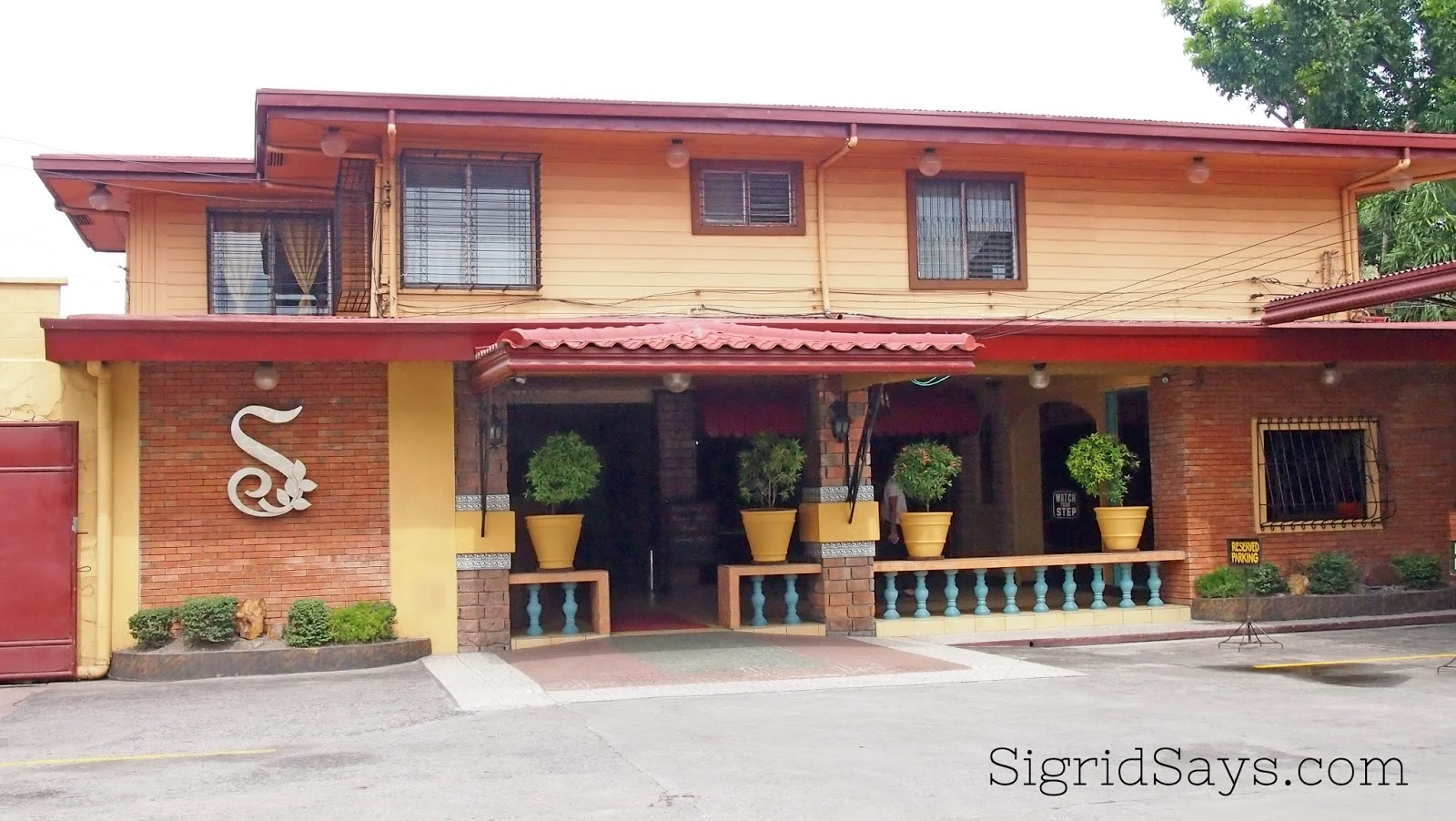Saltimboca Tourist Inn - Bacolod hotel