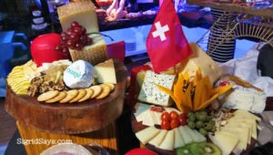 Cheeses and crackers