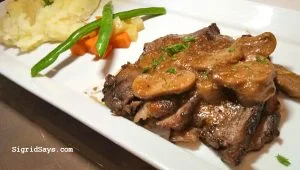 felicias lacson-lambchops-bacolod restaurant - best Bacolod desserts - Bacolod blogger