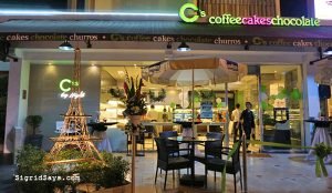 Cs by Night - LFisher Hotel - Bacolod hotel - Bacolod cafe - Bacolod blogger - desserts in Bacolod - Eiffel Tower - Bacolod restaurant