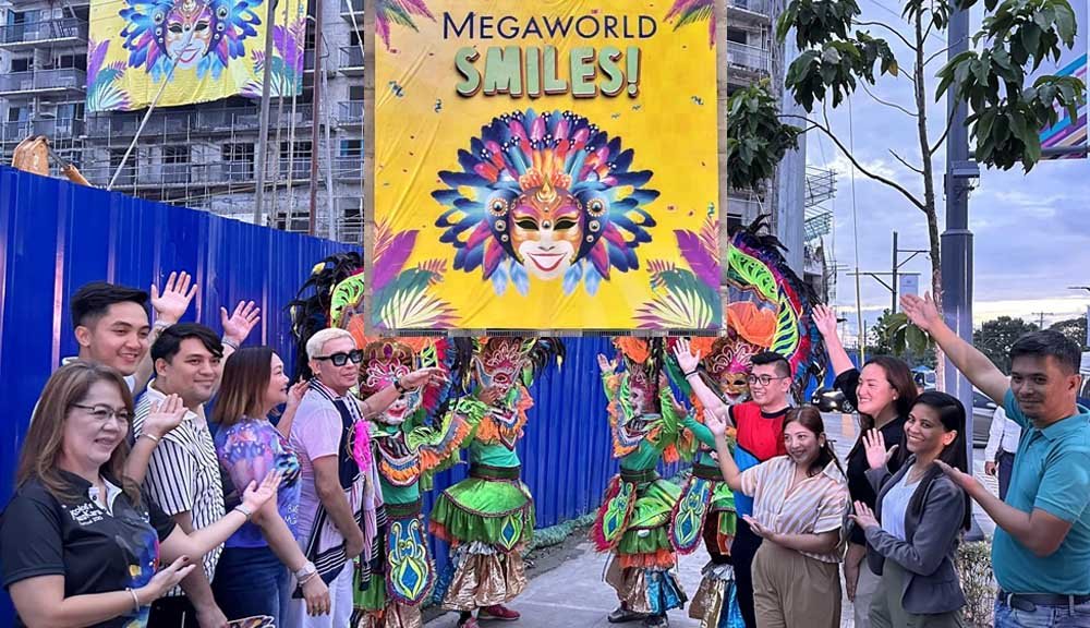 Biggest MassKara Banner at The Upper East | Megaworld Smiles