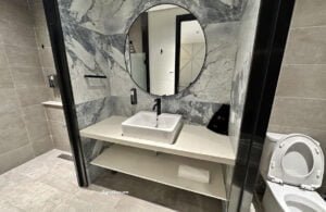 Sixty-Fifth-Destination-Resort-Hotel-Bacolod-City-Bacolod-hotel-Philippines-Splash-Park-Bacolod-toilet-and-bath-black-and-white