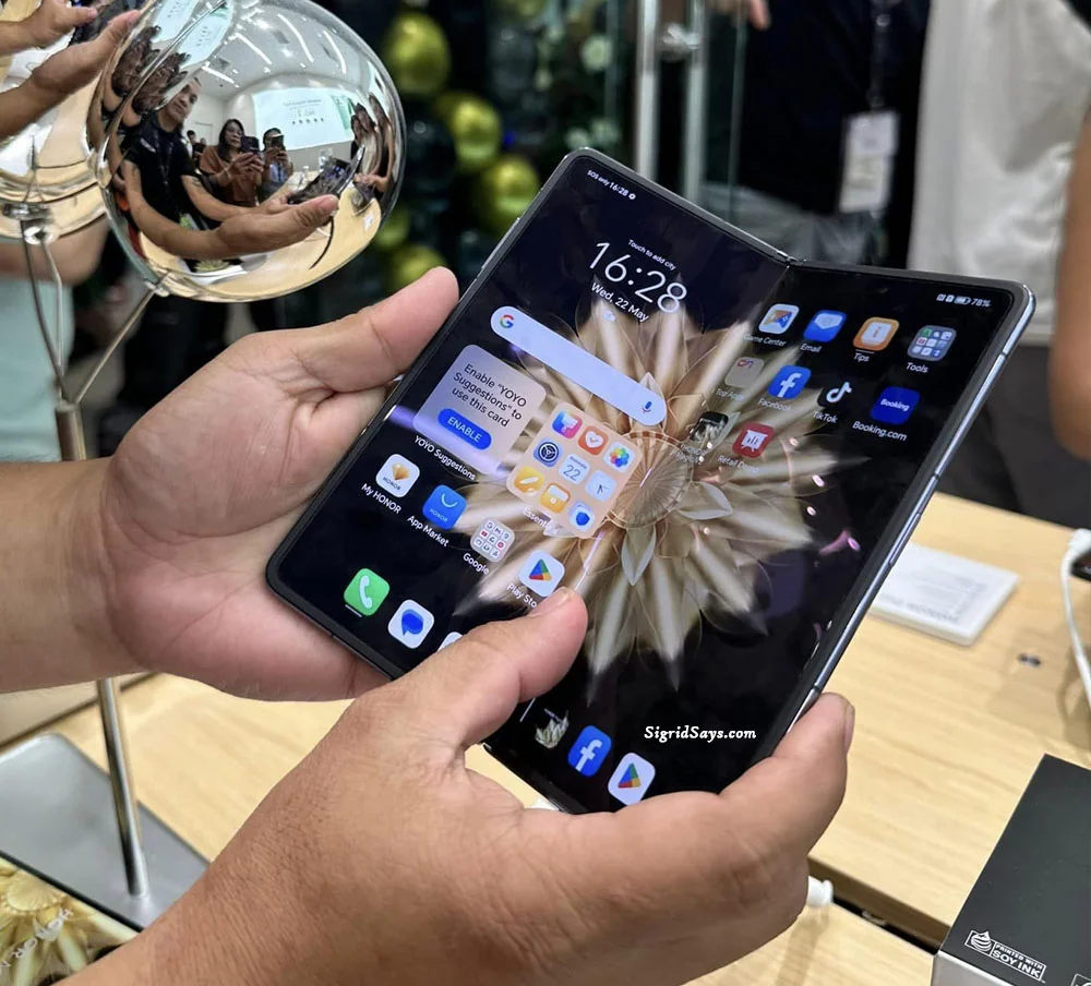 HONOR, HONOR Philippines, HONOR gadgets, smartphone, HONOR Experience Store, Bacolod City, Negros Occidental, Philippines, phones, SM Cyberzone, SM City Bacolod, technology, top AI camera, mobile photography, HONOR Magic6 Pro, HONOR X9b 5G Smash Test, HONOR X9b 5G, most durable smartphone, HONOR Experience Store Bacolod