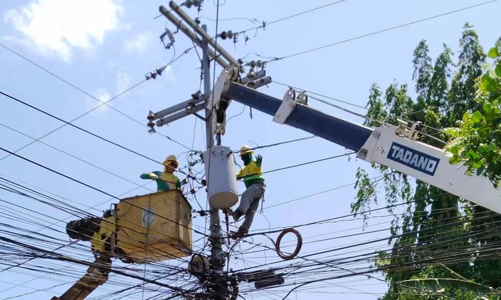 Negros Power Franchise Sponsorship, Negros Power Franchise Sponsorship, Senator Grace Poe, power, energy, electricity, Senate, Philippines, Bacolod City, Central Negros, Negros Occidental, JVA, CENECO, Negros Power, NEPC, Primelectric, electric distribution system, CENECO linemen