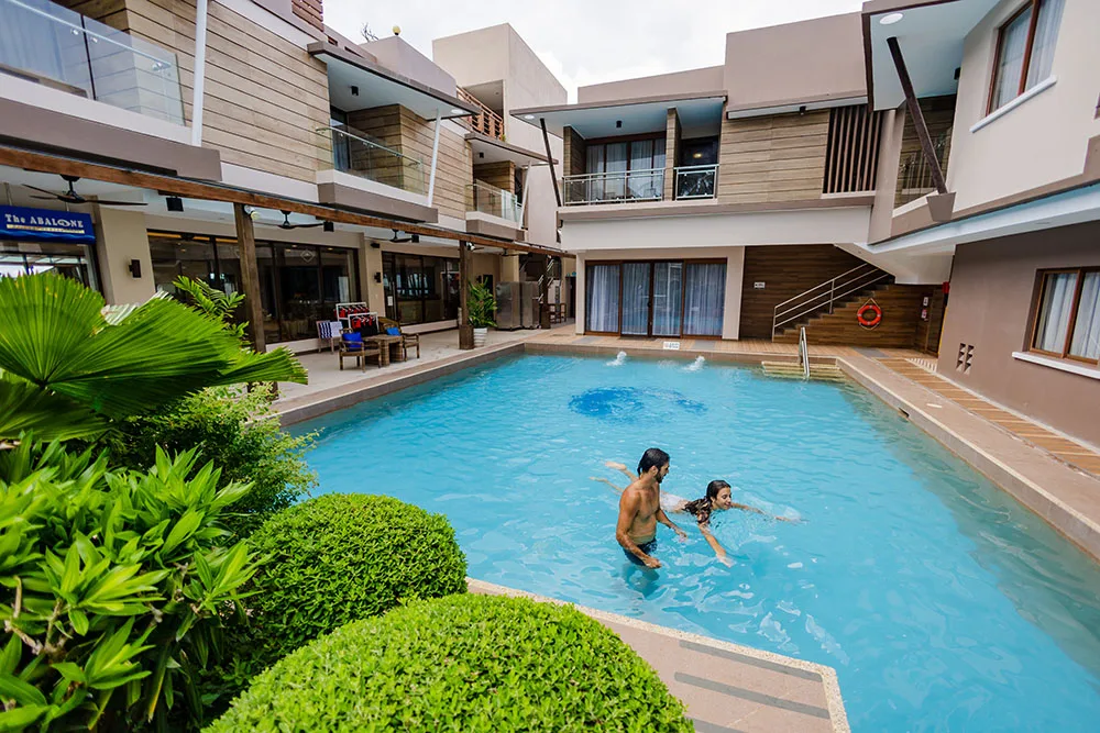 Loboc pool