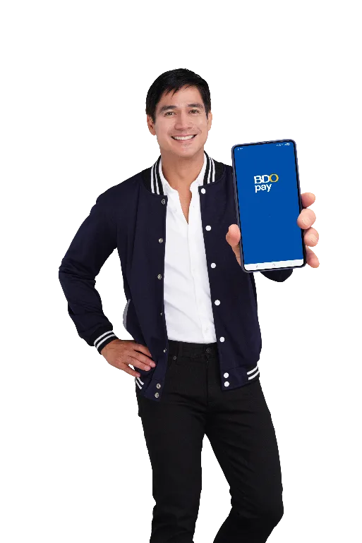 Actor and BDO Ambassador Piolo Pascual shows how Overseas Pinoys can save on transaction fees with BDO Pay. 