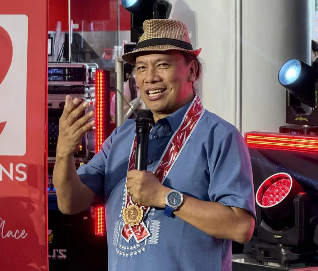 Guest speaker, Dr. Neric Acosta, lauded the educational systems and training at Foundation University.