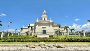 Church of Jesus Christ of Latter-day Saints - Bacolod-Philippines Temple facade